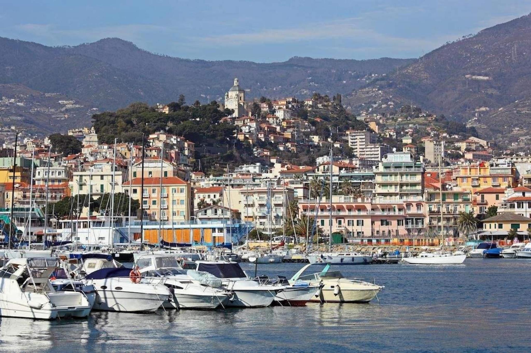 Sakura Inn Sanremo Luaran gambar